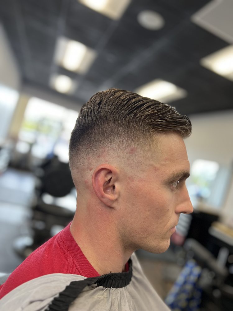 Tailor Made Barber Logo