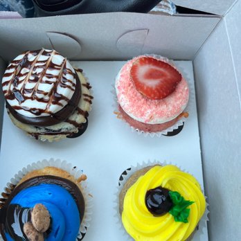 LIL’ CAKES & CREAMERY - Updated November 2025 - 28 Photos & 21 Reviews