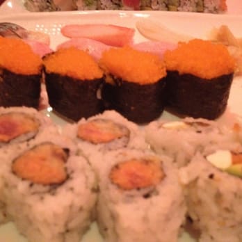 Sushi Time 898 - Notice the quality of the rice, and the fish roe was low quality as well. - Japanese Near Me - Cranford, New Jersey