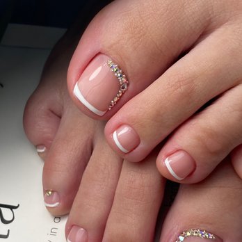 Dream Nails by Katterine - Nail Salons Near Me - Corona, New York