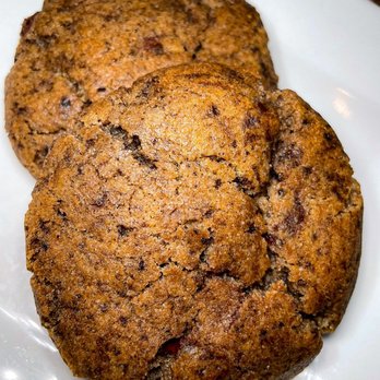 Mudville - Chocolate chip cookies - American Near Me - New York, New York Mudville - Chocolate chip cookies - American Near Me - New York, New York