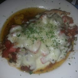 The Tavern on Main - Chicken bruchtta