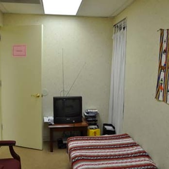 Brooklyn Birthing Center - Family Waiting Area - Midwives Near Me - Brooklyn, New York