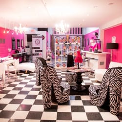 Glama Gal Tween Spa and Party Studio - I am in love!