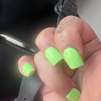 Boujee Nail Bar - Poor filing, sharp nails - Nail Salons Near Me - Baltimore, Maryland