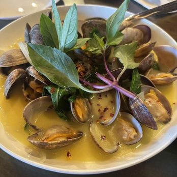 Amazing Basil - Asian Fusion Near Me - Fremont, California