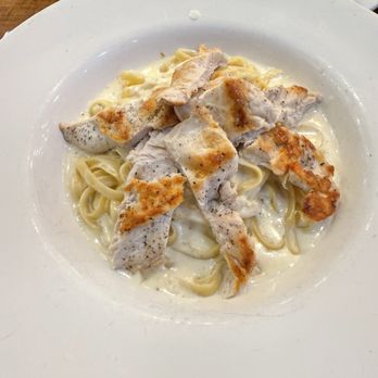 Wild Carvery - Alfredo with chicken - Breakfast & Brunch Near Me - Burbank, California