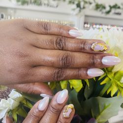 French Nails Salon