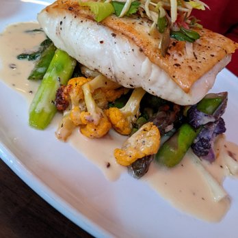 Amelie - Brunch special - halibut - French Near Me - New York, New York