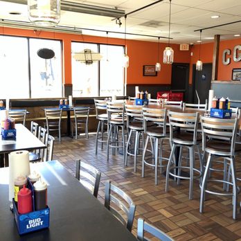 Crazy Good Eats - Dining Area - Barbeque Near Me - Olathe, Kansas