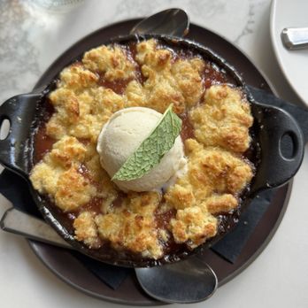 Brooklyn Winery - Peach cobbler - Venues & Event Spaces Near Me - Brooklyn, New York