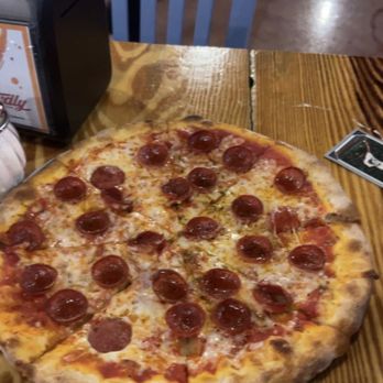 Studly Brewing - Pepperoni pizza - Breweries Near Me - Chesapeake, Virginia