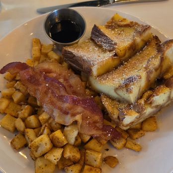 Federal American Grill - creme brulee french toast - New American Near Me - Katy, Texas Federal American Grill - creme brulee french toast - New American Near Me - Katy, Texas