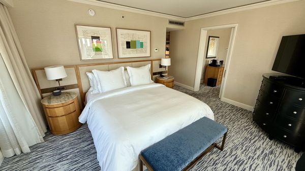 Four Seasons Hotel Chicago by null