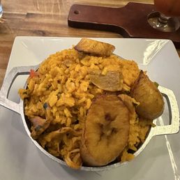 Arroz Criollo Con Pollo
