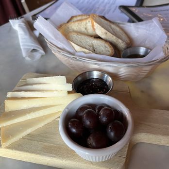 Manchego - Spanish Near Me - Brooklyn, New York