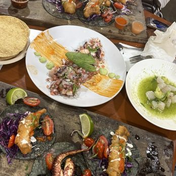 Holbox - Ceviche Mixto, Baja Fish Taco, Taco De Pulpo En Su Tinta, Aguachile - Latin American Near Me - Los Angeles, California Holbox - Ceviche Mixto, Baja Fish Taco, Taco De Pulpo En Su Tinta, Aguachile - Latin American Near Me - Los Angeles, California