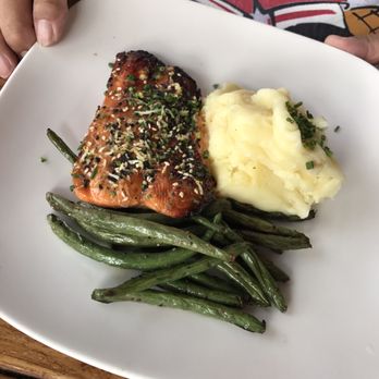 Salty's Beach House Restaurant - Salmon - Seafood Near Me - Penticton, British Columbia Salty's Beach House Restaurant - Salmon - Seafood Near Me - Penticton, British Columbia