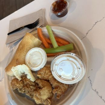 Epic Wings - Kids meal - Chicken Wings Near Me - Long Beach, California Epic Wings - Kids meal - Chicken Wings Near Me - Long Beach, California