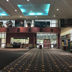 Premiere Cinema - Entry
