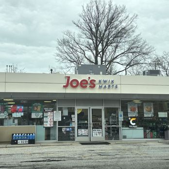 Joe’s Kwik Marts - Sunday, 5 April 2026 -- Outside Joe's Kwik Marts convenience store and gas station - Gas Stations Near Me - Lakewood, Ohio Joe’s Kwik Marts - Sunday, 5 April 2026 -- Outside Joe's Kwik Marts convenience store and gas station - Gas Stations Near Me - Lakewood, Ohio