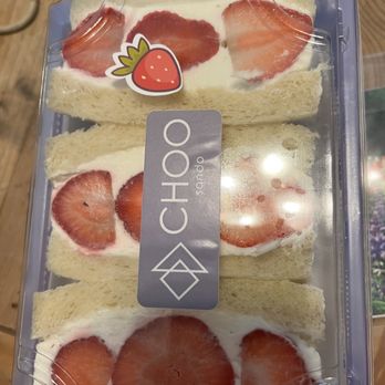 Choo Sando Omakase - Strawberry and cream sando (taken to go) - Sandwiches Near Me - Austin, Texas