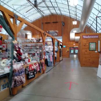 St Jacob's Farmer's Market - Indoor stalls - Farmers Market Near Me - Waterloo, Ontario St Jacob's Farmer's Market - Indoor stalls - Farmers Market Near Me - Waterloo, Ontario