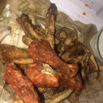 Wingstop - Chicken Wings Near Me - Pelham, New York