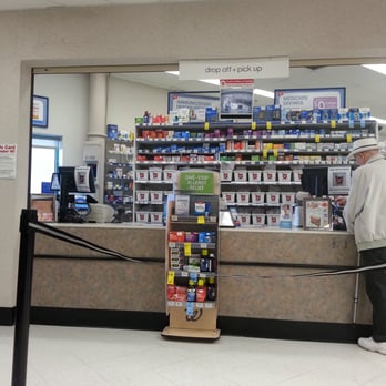 Walgreens - The pick up/drop off area in the back of the store. - Drugstores Near Me - Henderson, Nevada Walgreens - The pick up/drop off area in the back of the store. - Drugstores Near Me - Henderson, Nevada