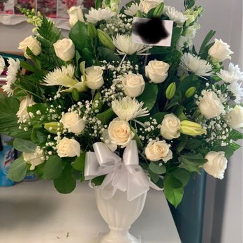Flowers By Tiffany - Beautiful flower arrangement - Florists Near Me - Stafford, Texas