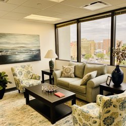 Aslan Home Lending Corporation: Robert Smith, Mortgage Broker - Aslan Home Lending, interior