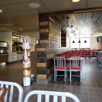 Arby's - the inside of a restaurant - Fast Food Near Me - Newton Falls, Ohio