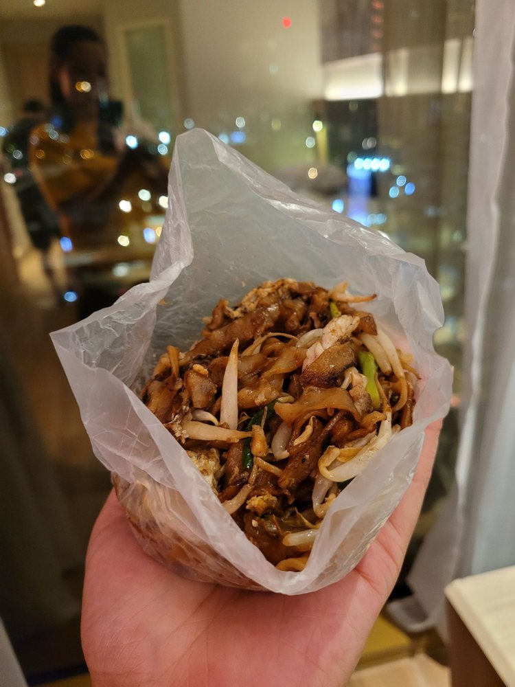 Taman Connaught Night Market