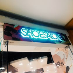 Shoe Salon