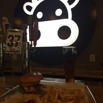 Basic Burger - Great burger. Great beer. Great spot. - Burgers Near Me - Arlington, Virginia Basic Burger - Great burger. Great beer. Great spot. - Burgers Near Me - Arlington, Virginia