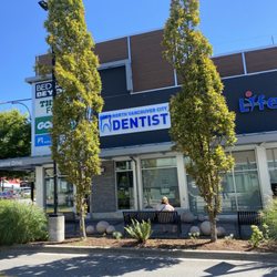 North Vancouver City Dentist - North Vancouver City Dentist exterior view - welcoming dental clinic offering general, cosmetic & restorative dentistry in North Vancouver.