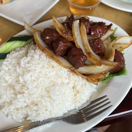 Beef cubes over rice Beef cubes over rice