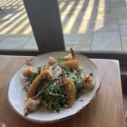 Poached pear salad with shrimp topping Poached pear salad with shrimp topping