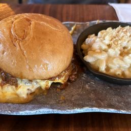 Chili Cheese Burger