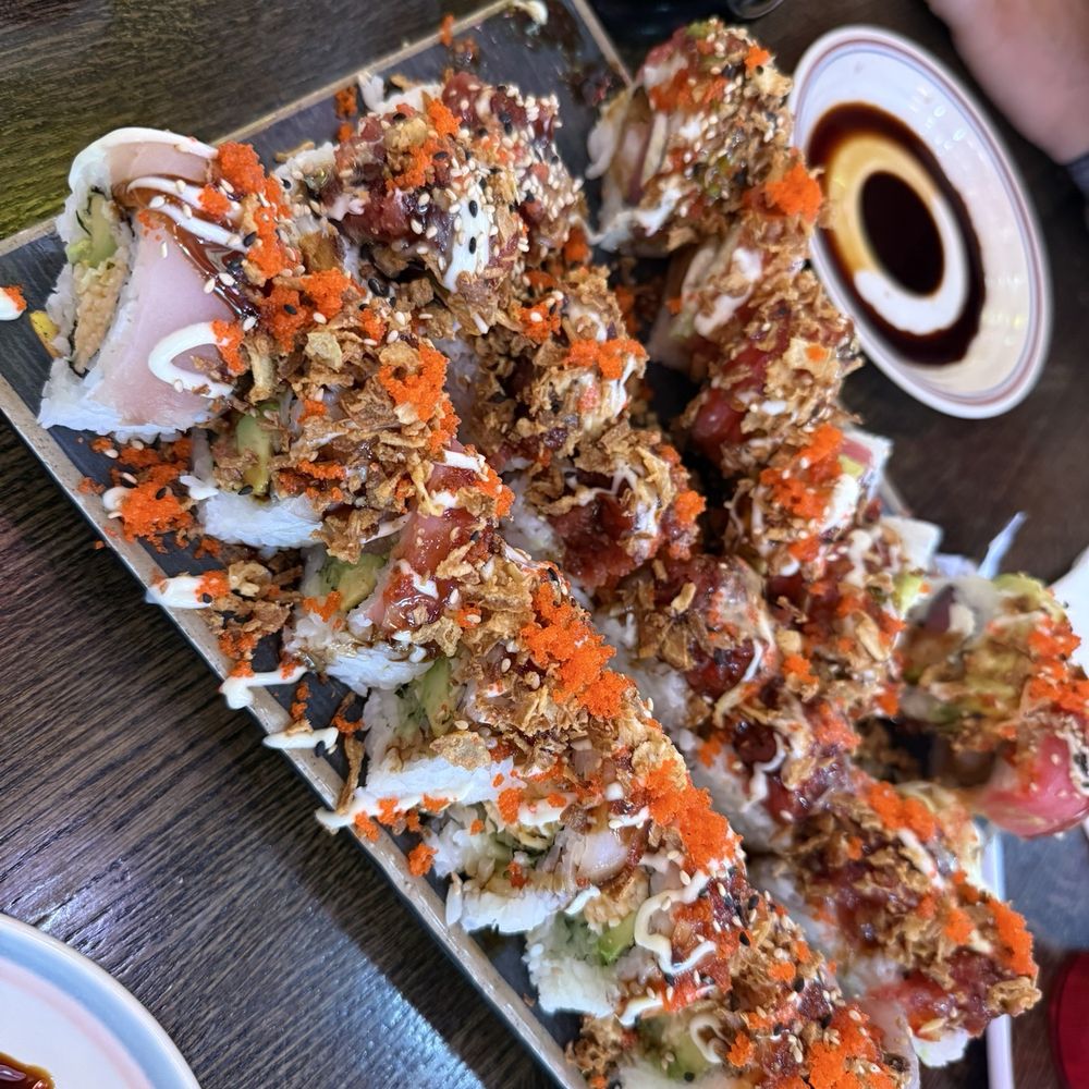 Dragon Sushi - Snow mountain, amazing, and another roll I can't remember but was delicious - Sushi Bars Near Me - Albuquerque, New Mexico Dragon Sushi - Snow mountain, amazing, and another roll I can't remember but was delicious - Sushi Bars Near Me - Albuquerque, New Mexico