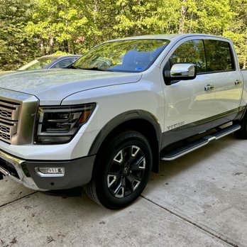 Best In Class Auto Glass - Nissan Truck - Auto Glass Services Near Me Best In Class Auto Glass - Nissan Truck - Auto Glass Services Near Me