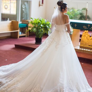 Modern Bride - Bridal Near Me - Los Angeles, California Modern Bride - Bridal Near Me - Los Angeles, California