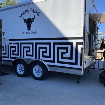 Toros Tacos - Parked in the beer garden of The Bruery. - Food Trucks Near Me - Meridian, Idaho