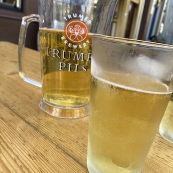 Afterwork Bar - Brooks Dry Apple Cider Pitcher - Cocktail Bars Near Me - San Francisco, California