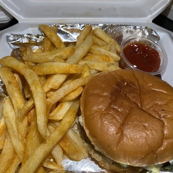 Fatboi Slims - Cheeseburger with fries - Burgers Near Me