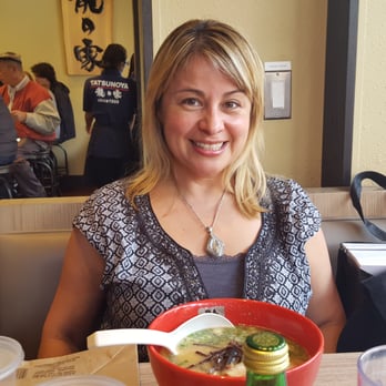 Ramen Tatsunoya - My friend enjoy her Jun Tonkotsu. - Ramen Near Me - Pasadena, California