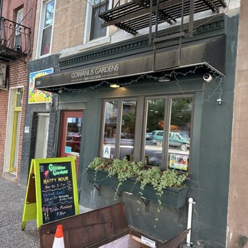 Gowanus Gardens - Exterior - Cocktail Bars Near Me - Brooklyn, New York