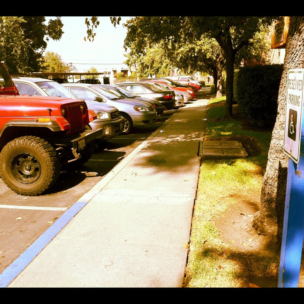 CROSSROADS CONDOMINIUMS Updated September 2024 450 Dempsey Rd