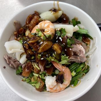 My Vi Mi Gia - mì/hủ tiếu dài đặc biệt khô -  dry house special egg noddles w/ clear glass noddles + less oil on the noddles (soup on the side) - Vietnamese Near Me - Garden Grove, California