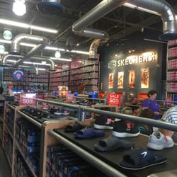 SKECHERS Factory Outlet